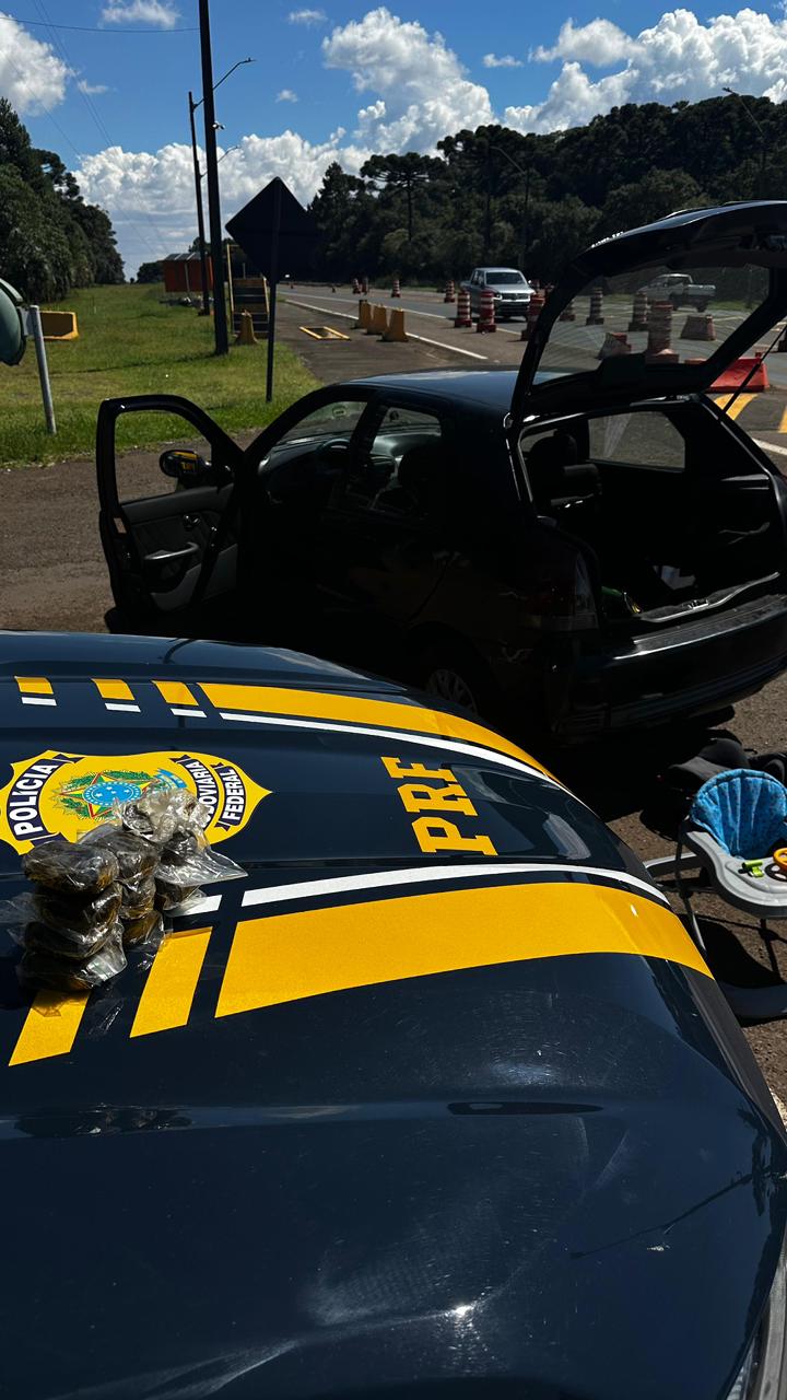 Páscoa marcada por flagrante: casal é preso com drogas e criança de 1 ano no carro na BR 277, em Guarapuava
