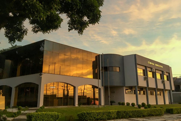 Câmara de Guarapuava aprova revisão salarial aos servidores públicos