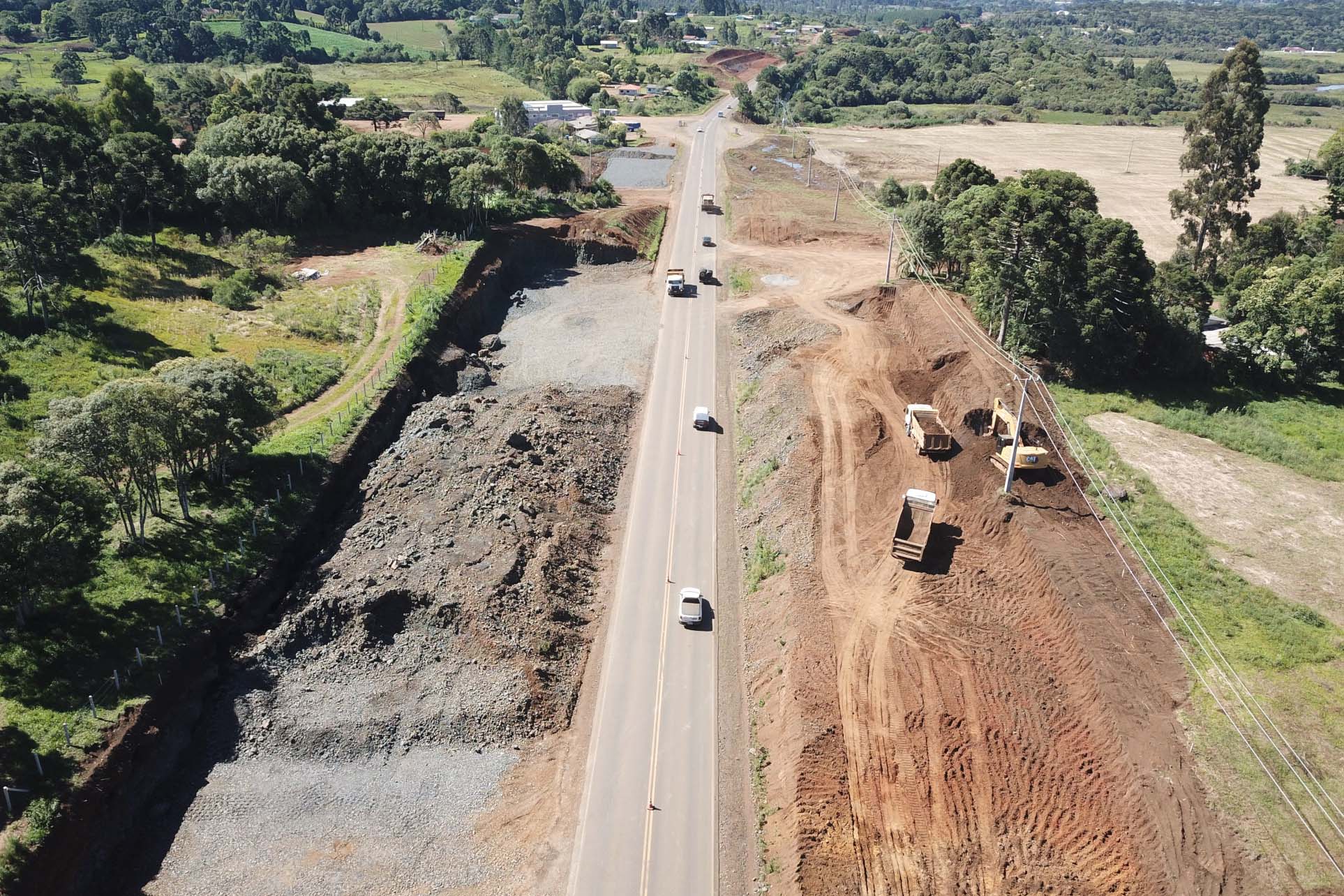 BLOQUEIO TOTAL! PRC-466 entre Turvo e Palmeirinha tem detonação de rochas nesta quarta (8); VEJA O HORÁRIO!