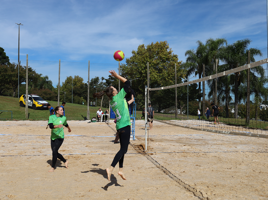 Dia do Trabalhador reúne competições esportivas e grande participação popular em Guarapuava 