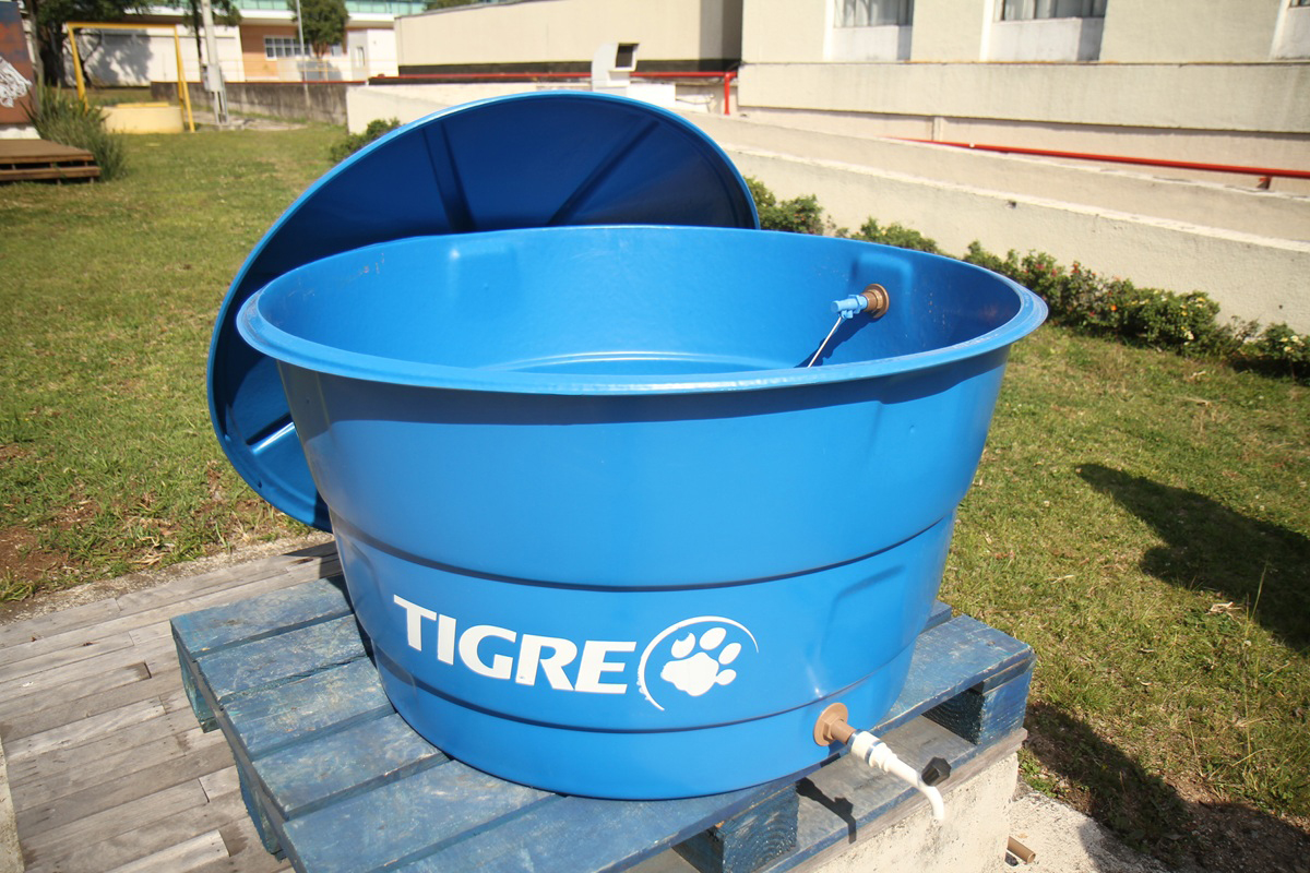 Pesquisa da Sanepar reforça importância da caixa d'água para reservação em casa