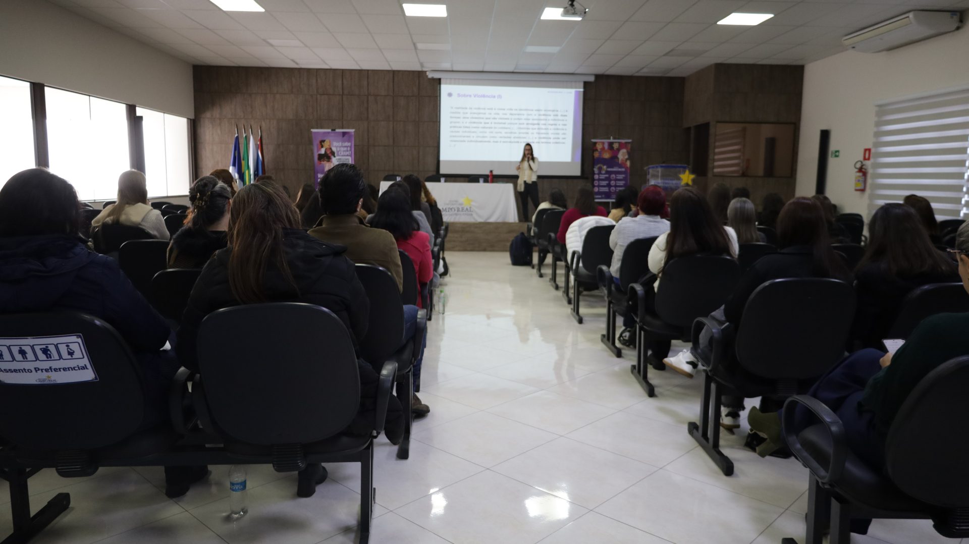Prefeitura de Guarapuava fortalece rede de proteção com formação sobre atendimento às mulheres vítimas de violência