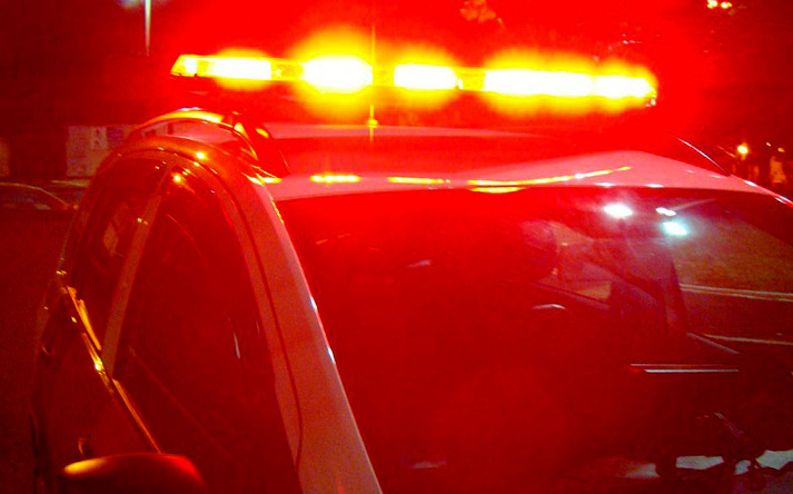 Madrugada de terror em Guarapuava: mulher com faca invade casa e assalta morador