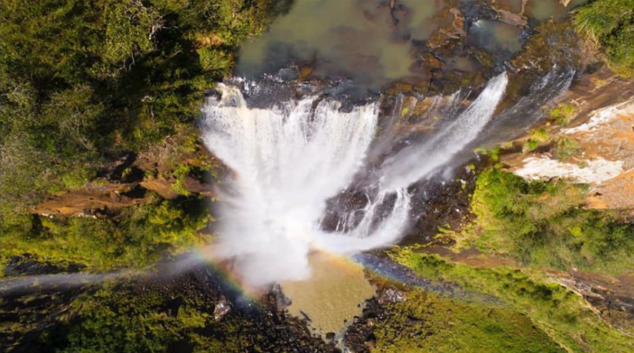 Confira dicas de passeios para curtir o feriado da Páscoa em meio à natureza do Paraná; Salto São Francisco é uma das opções